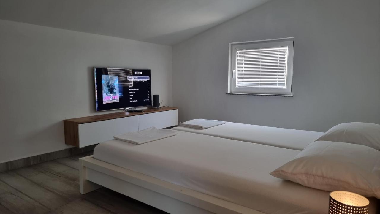 Naturia Holiday House Медулин Екстериор снимка